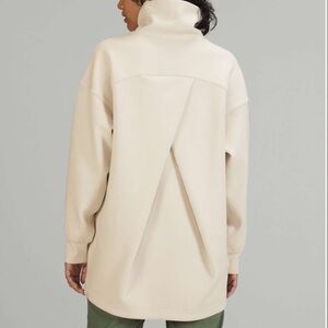 Lululemon Modal-Blend Turtleneck Tunic
White Opal Size 2